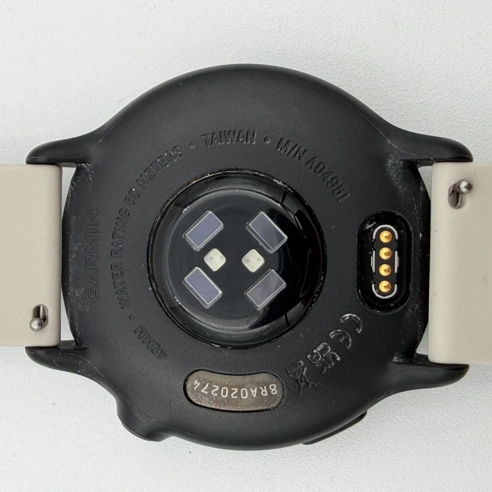 Garmin Vivoactive 6 GPS Smartwatch